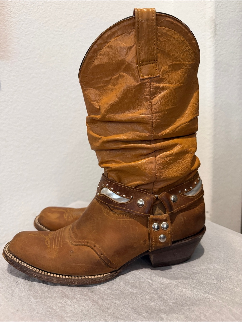 Vintage Jar Mexico Tan Western Cowboy Boots - Classic Slouched Harness Style